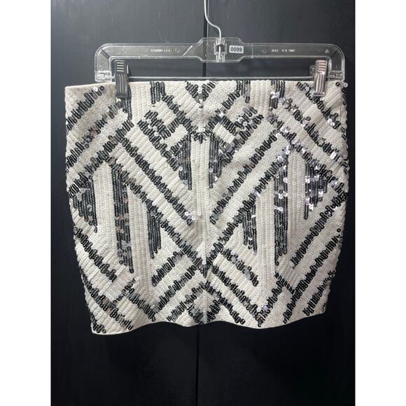 Express‎ White Black Sequin Mini Skirt - Picture 3 of 5